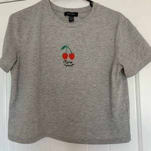 Grey new look graphic tee, size 4